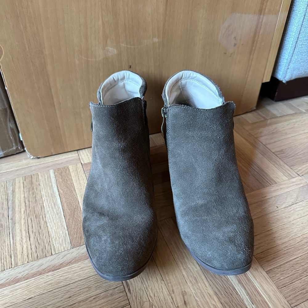 Booties - Picture 3 of 5